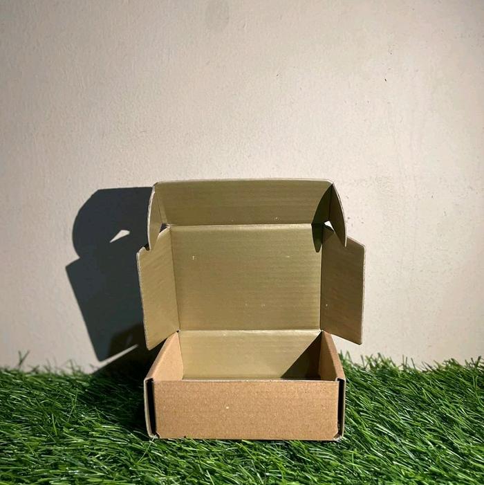Kardus JBS 12 Gr Isi 1000 Pcs untuk Kebutuhan Outdoor Praktis dan Efisien