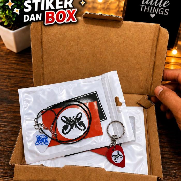 Slank Kalung Pick Gitar Logo BONUS Stiker & Box PROMO Hadiah Spesial untuk Penggemar Slank