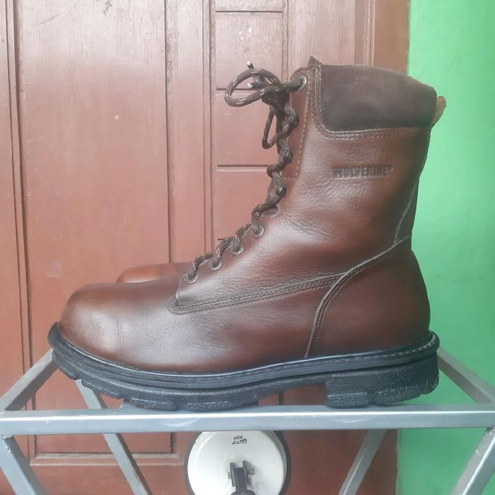 sepatu boot wolverine size 44