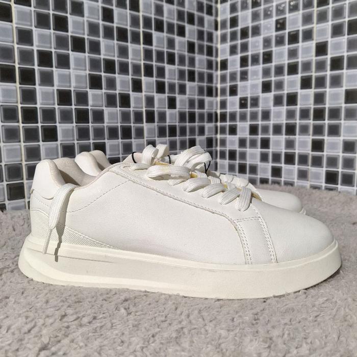 ZARA SEPATU SNEAKERS KETS PUTIH BARU ASLI ORIGINAL