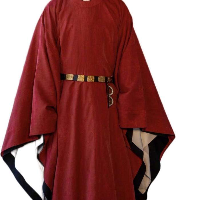 Hanfu Pria China Merah Polos Desain Sederhana dan Elegan Cocok untuk Acara Santai atau Formal - Peng