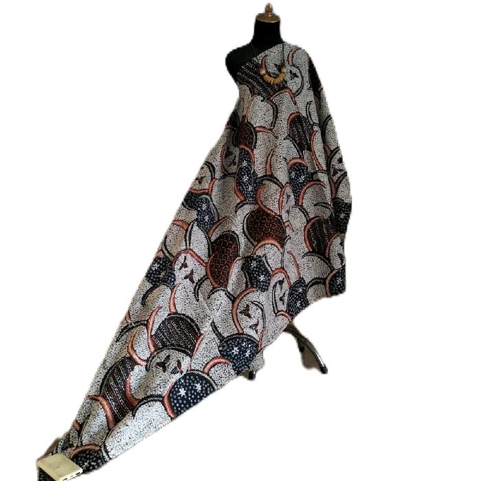Batik Tulis Elegan Pamekasan Madura Katun Adem Kain 2,00m x 1,10m