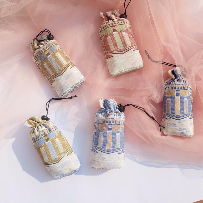 Sajadah Travel Saku Abu Dhabi Souvenir Traveling Kantong Pouch Tas Dompet Serut Retsleting Sleting S