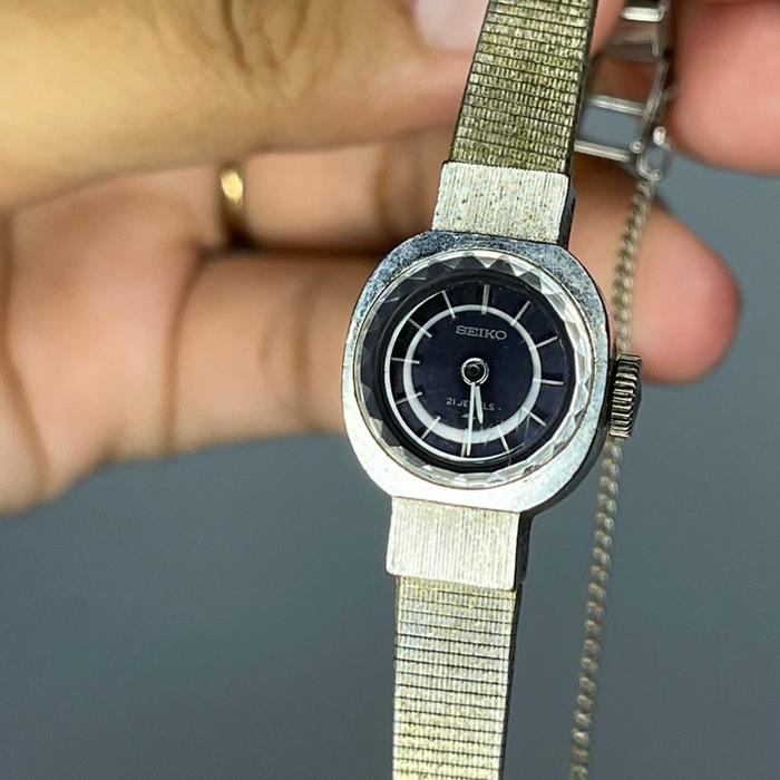 Vintage Rare seiko manual winding jam tangan perempuan hand winding diameter +- 16 cm seiko women wa