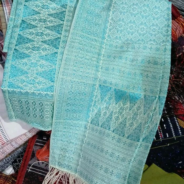 Songket Batak warna Hijau Mint Berkilau