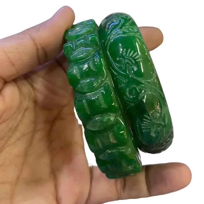 Gelang batu giok Burma ukir