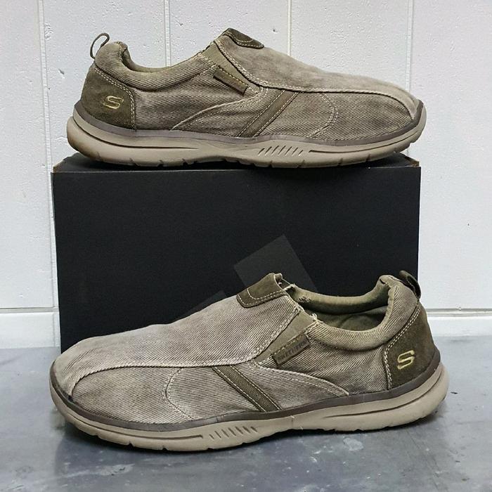 Sepatu Casual Slipon Sk3ch3rs Brown kanvas size 47,5 Second ori shoes