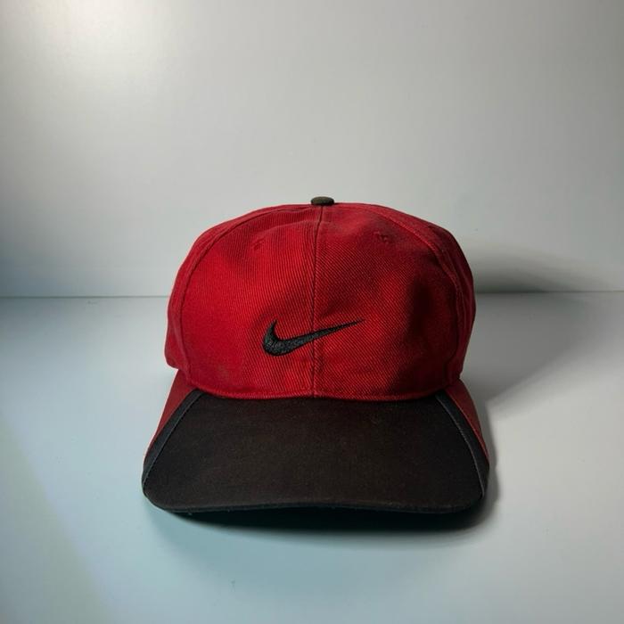 Topi nike vintage golf turun warna merata caps