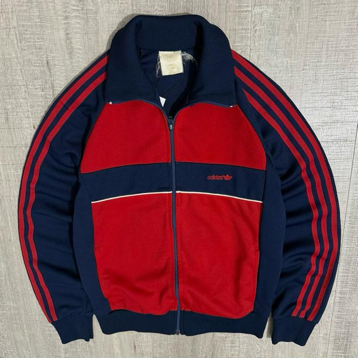 Jaket vintage adidas tracktop 80s 90s spellout size S