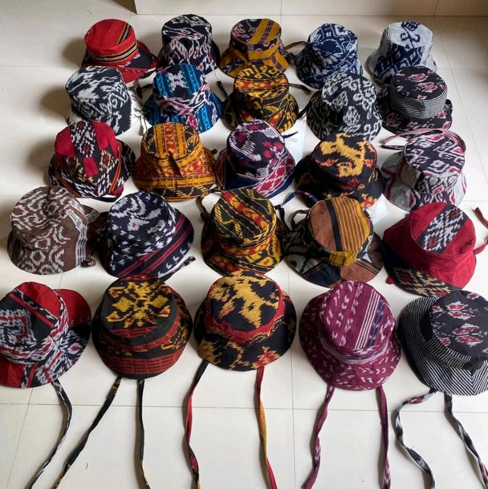 topi tenun ikat jepara kain blanket halus
