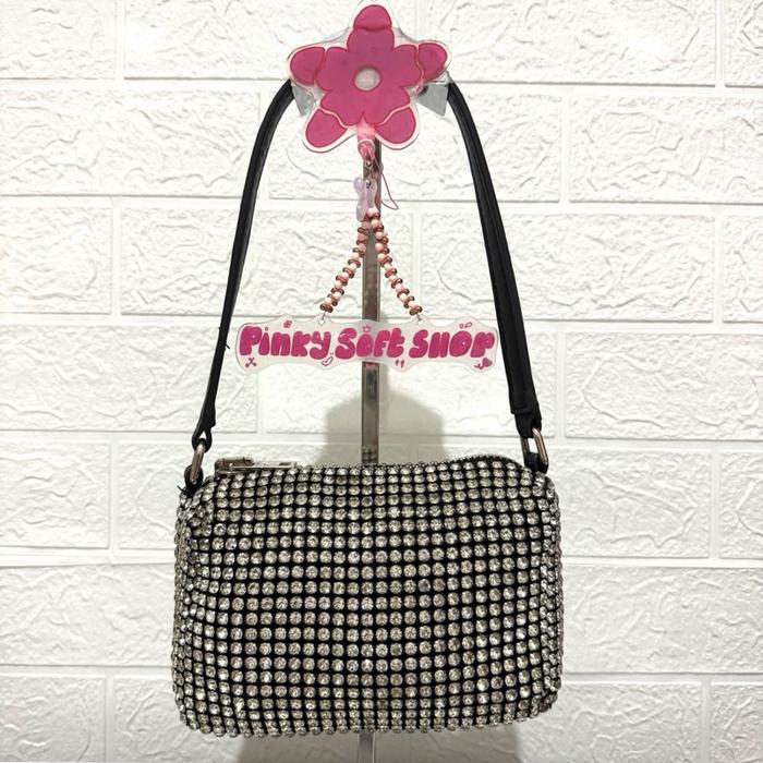 Tas shoulder bag awang. Tas ketek Alexander wang preloved. Bling bling
