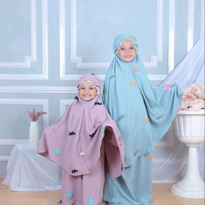 Mukena Anak Crinkle pompom kids 1-4thn / Tanggung 6-8 thn ori Azvhira