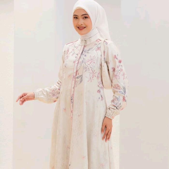 gamis Darby all new.bahan England original lis tangan dan Tengah