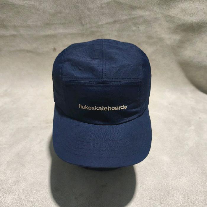 Topi 5 flannel fluke navy bekas