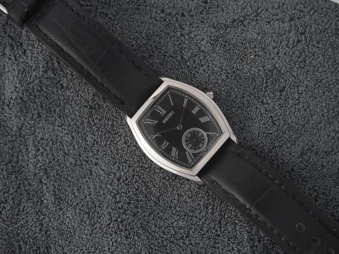 Seiko tonneau roman sub second 6G28-00A0 rare