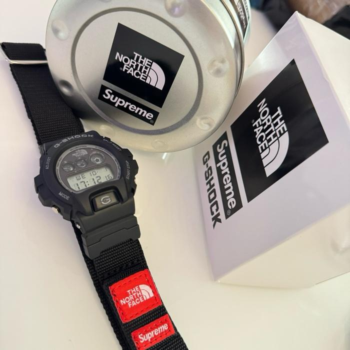 Jam tangan Gshock TNF Supreme