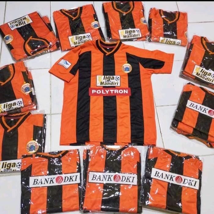 jersey clasik persija tahun 2004