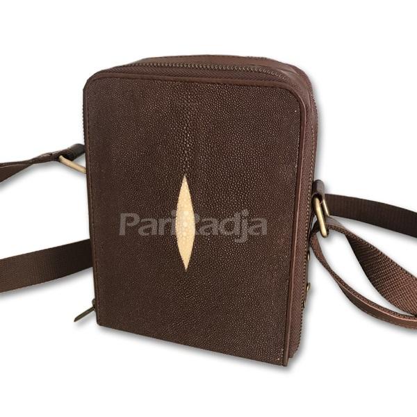 Pariradja Tas Selempang Pria Kulit Pari Model Simple Warna Coklat Diamond | Tas Kulit Ikan Pari Asli