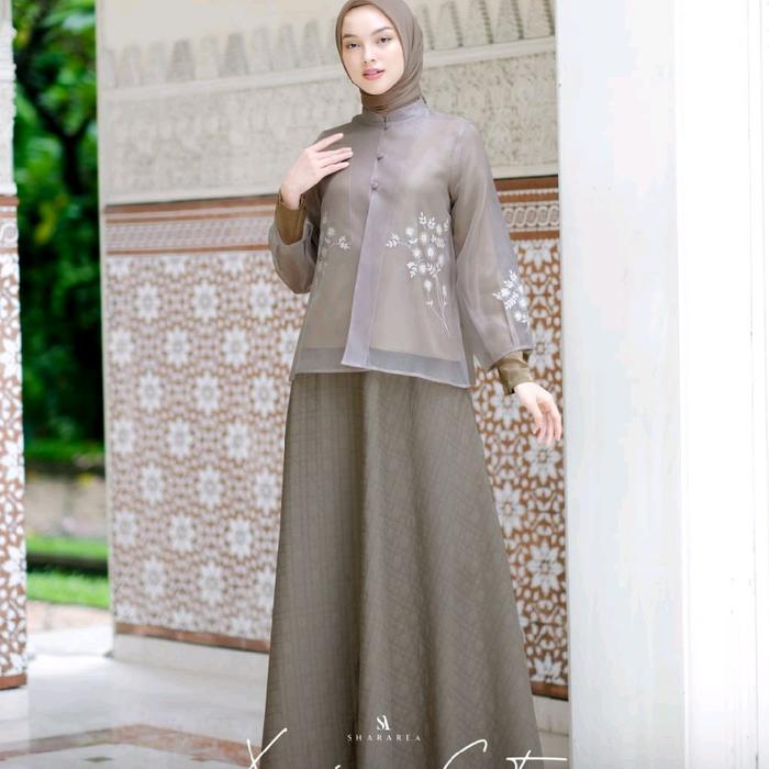 Xaviera set by shararea original
