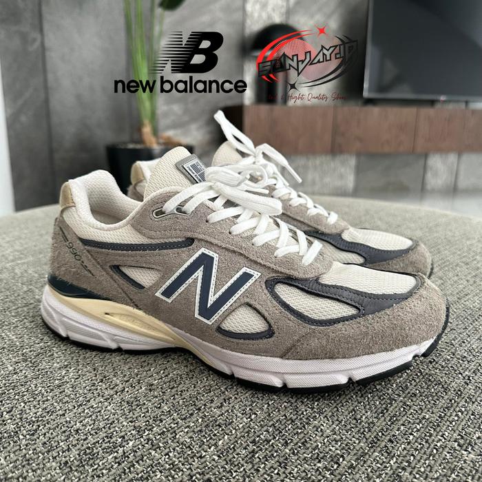 39,5/24,5 - Sepatu NB New balance 990 v4 grey day teddy santis USA