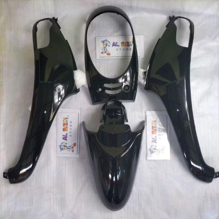 cover body Scoopy fi hitam 2013-2016