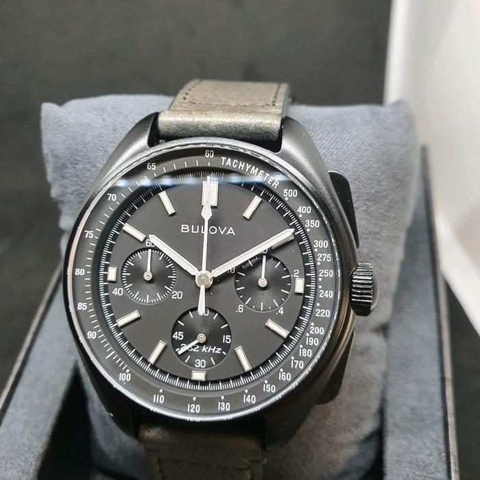 SEKEN ! BULOVA LUNAR PILOT CHRONOGRAPH 45MM BLACK ( BEKAS )