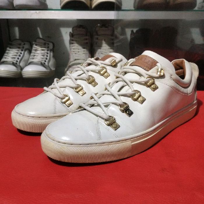 SEPATU SECOND CASUAL BALLY SIZE 40 Pria Wanita Shoes Sneakers