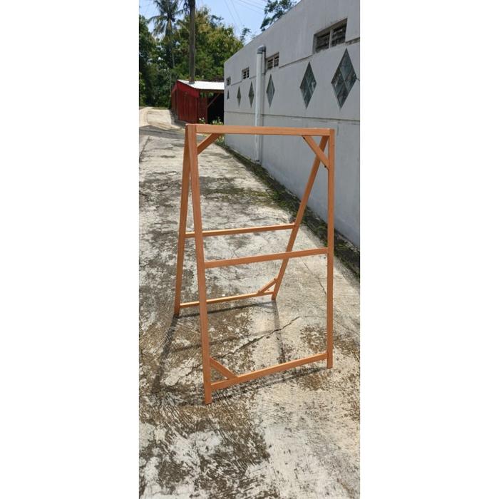 Safitiri Standing Banner Kayu Lipat 2 Sisi Plitur Pernish Stand Banner Produk Jualan