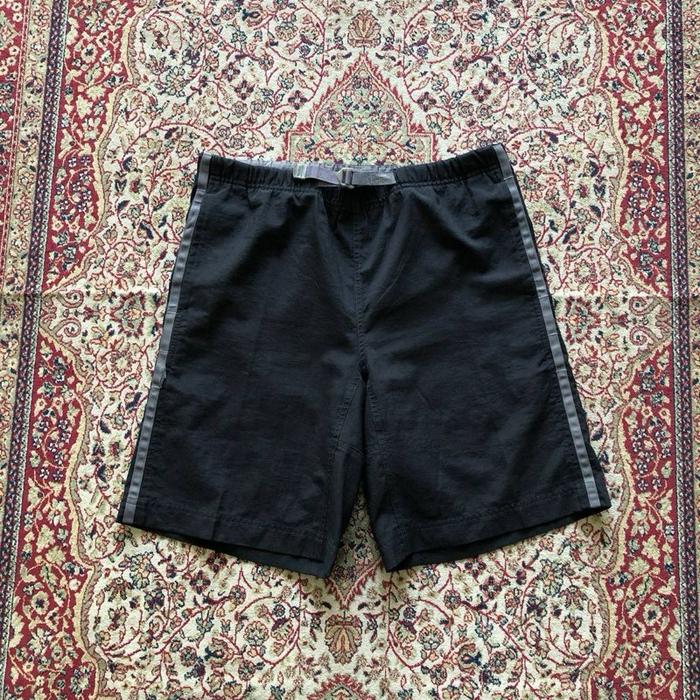 Celana Vintage Nike ACG utility short pants Vintage ACG not Nike Big swoosh Hi380
