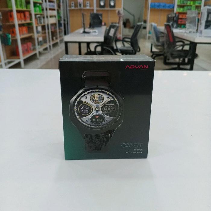 ADVAN Smartwatch ON FIT 48.2X48.2X11mm Tali Silicone Layar 1.53" TFT 360*360 Baterai 400 mAh Tahan 4