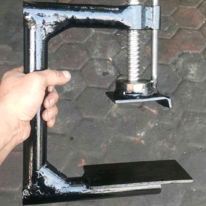 alat pres ban tubles AK 86