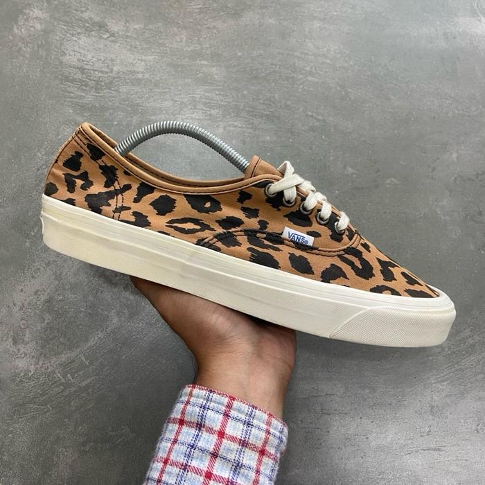 [Size 45] Vans Authentic 44 DX ‘OG Leopard’ (VN0A38ENVL0) Second Original Kondisi Nominus. Harga Bar