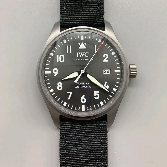 Jam Tangan IWC Mark Titanium Swiss Automatic 41mm Clone