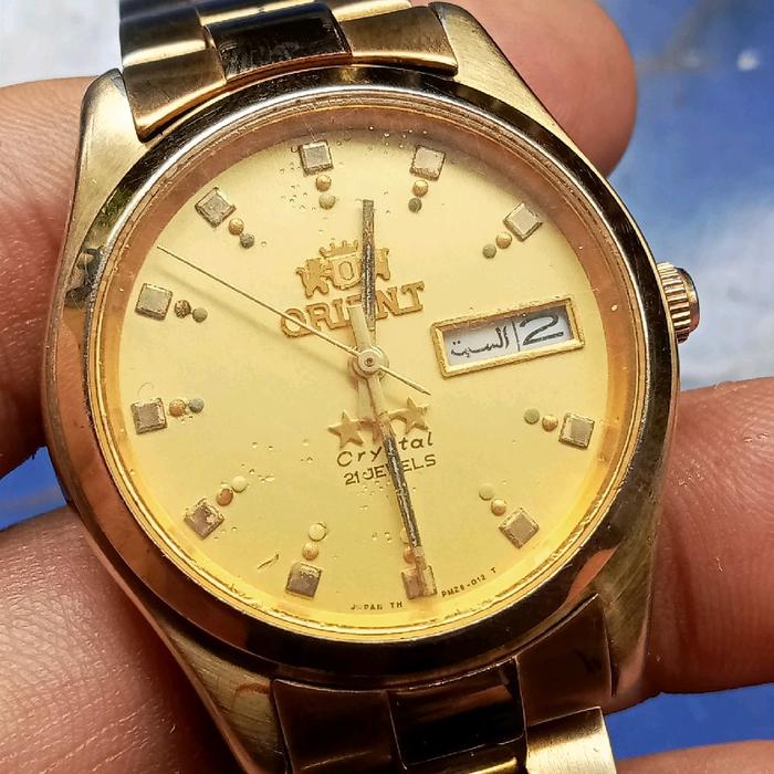 Orient Jam Tangan Pria Normal Akurat Otomatis dengan Desain Elegan dan Tampilan Mewah