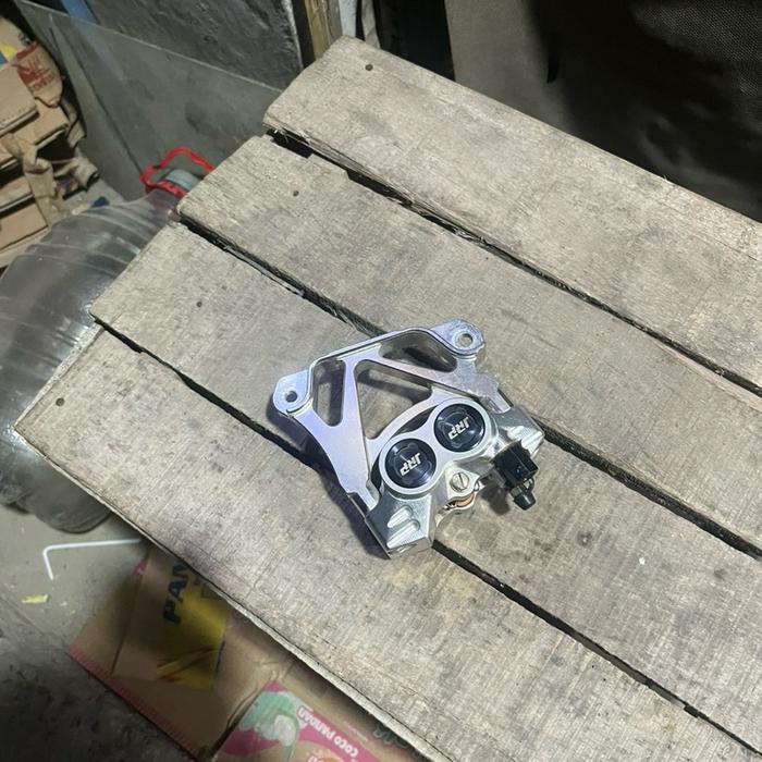 cliper 4 piston