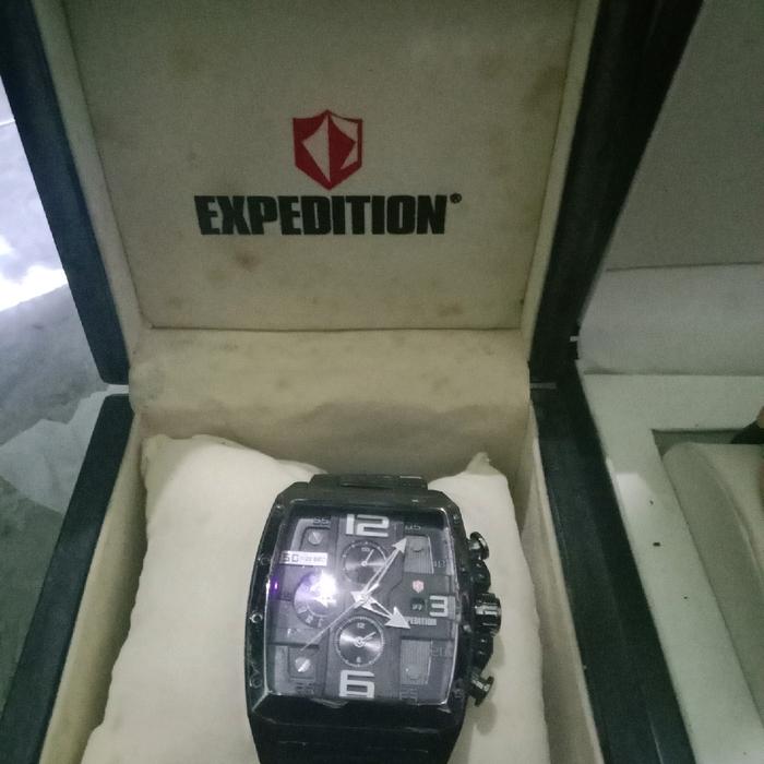 Jam Tangan Pria Expedition E6636M