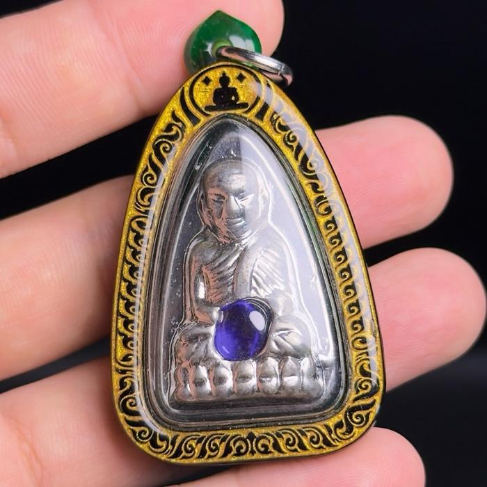 Lp Tuad Leklai silver + leklai kaew (leklai crystal)