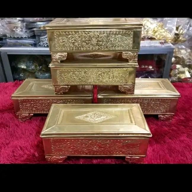 tepak sirih/pesirihan  adat Lampung