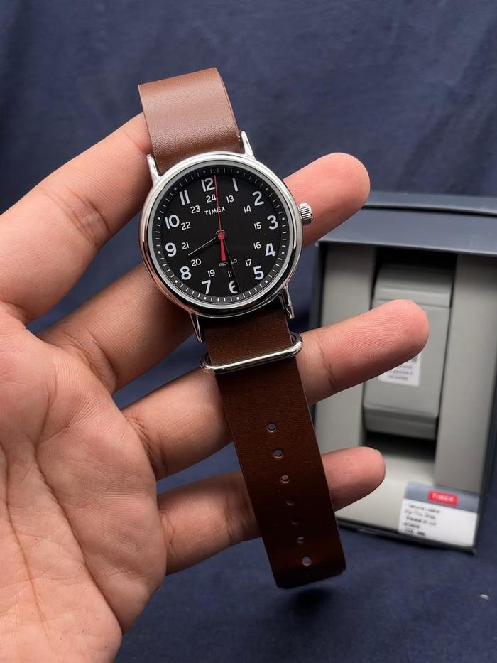Timex Weekender TW2R63100 Unisex Black Dial Brown Leather Strap
