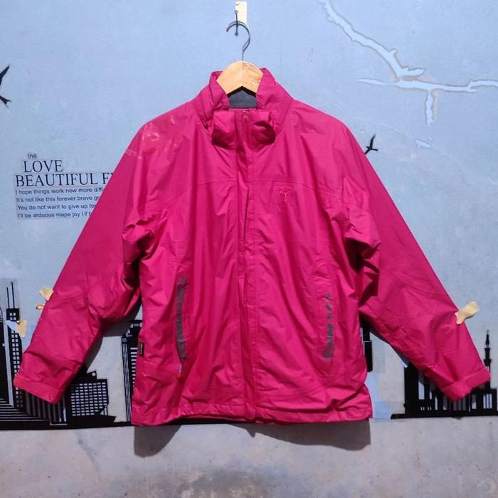 Jaket Gunung outdoor Goretex TREKSTA