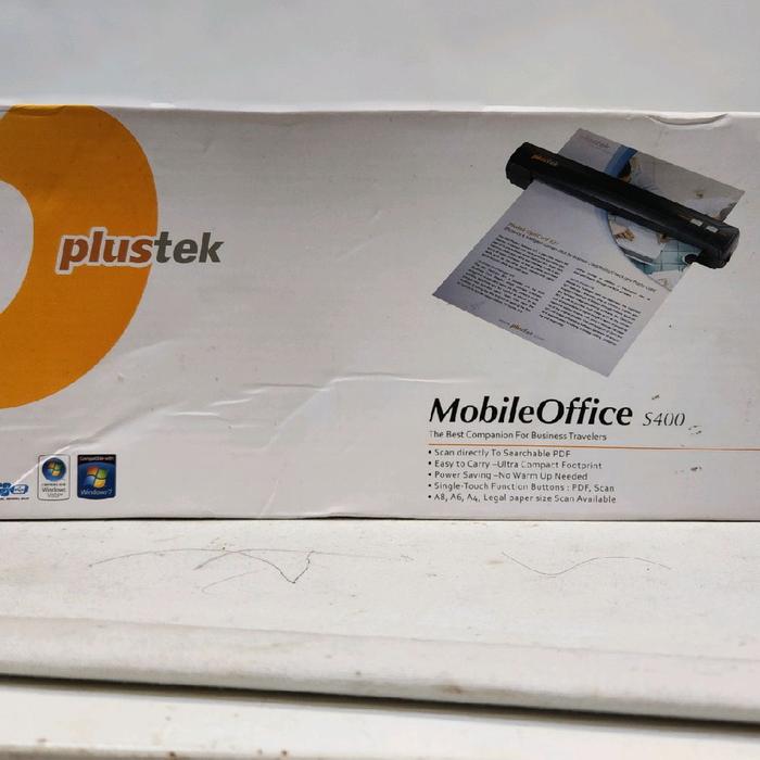 PLUSTEK S 400 PORTABLE SCANNER.