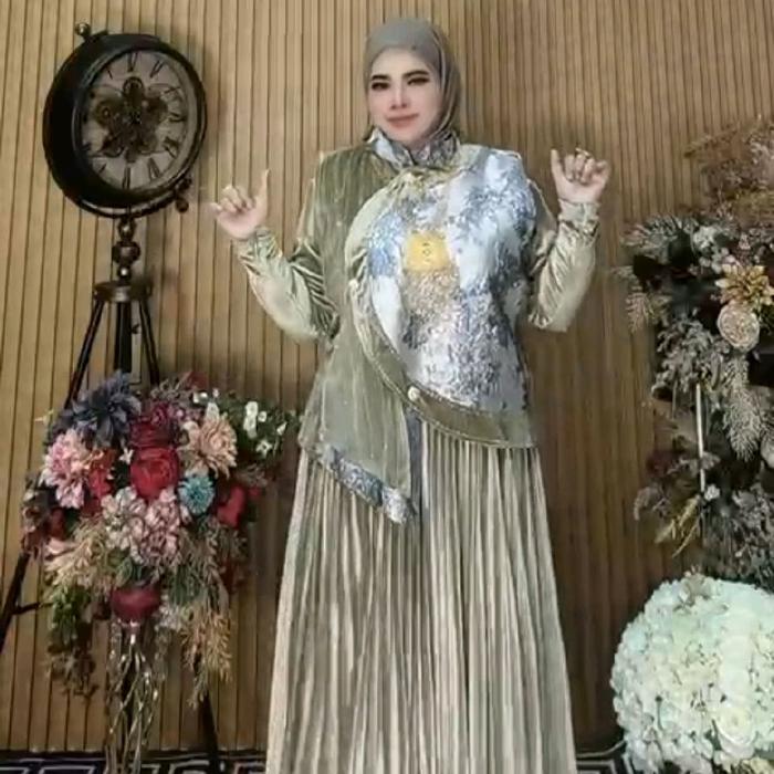UCL syari set rok bludru outer jaguar