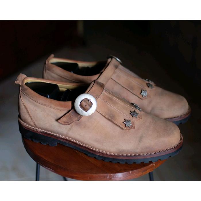 Sepatu Low Boots Slip On Leather Kulit Vintage Jurtin Montero Rugged not Dr Martens Red Wing Paraboo