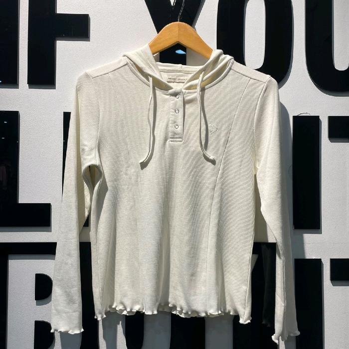 Greenlight Kaos Knit Hoodie Lengan Panjang Wanita Regular Fit Kancing Depan N01082622
