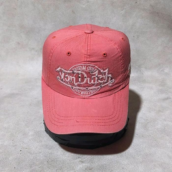 Topi snapback wanita vonducth peach bekas