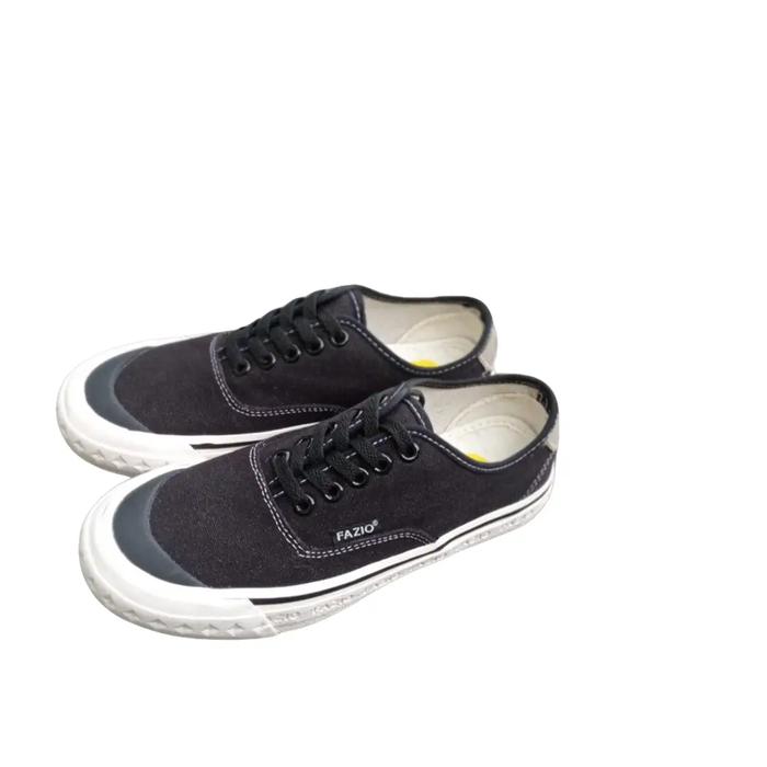 Sepatu Sneakers Kasual Sepatu Sekolah VENTURE FAZIO Hitam Putih