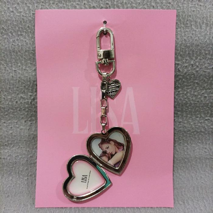 Official blackpink born pink world tour photo keyring & photocard - Lisa