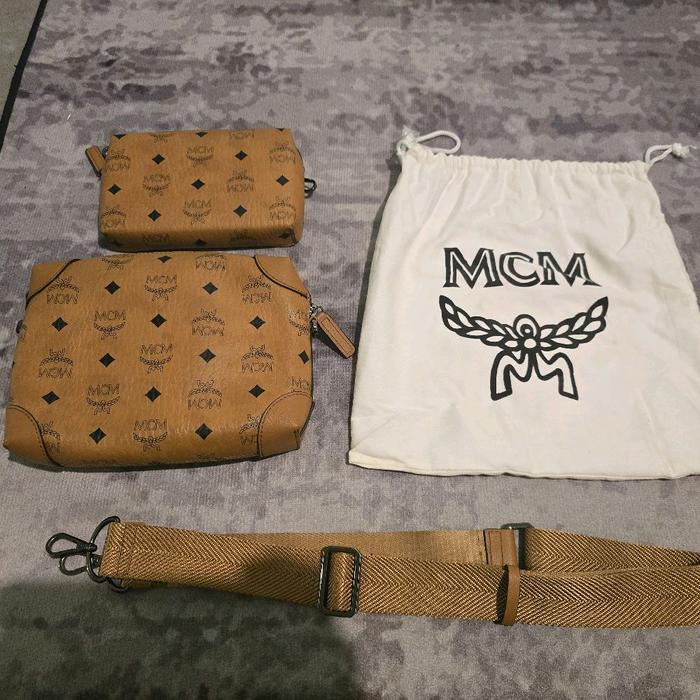 Co 001, Visetos 3 in 1 bag preloved ori ,dengan recepit ,box dan paperbag dri mcm