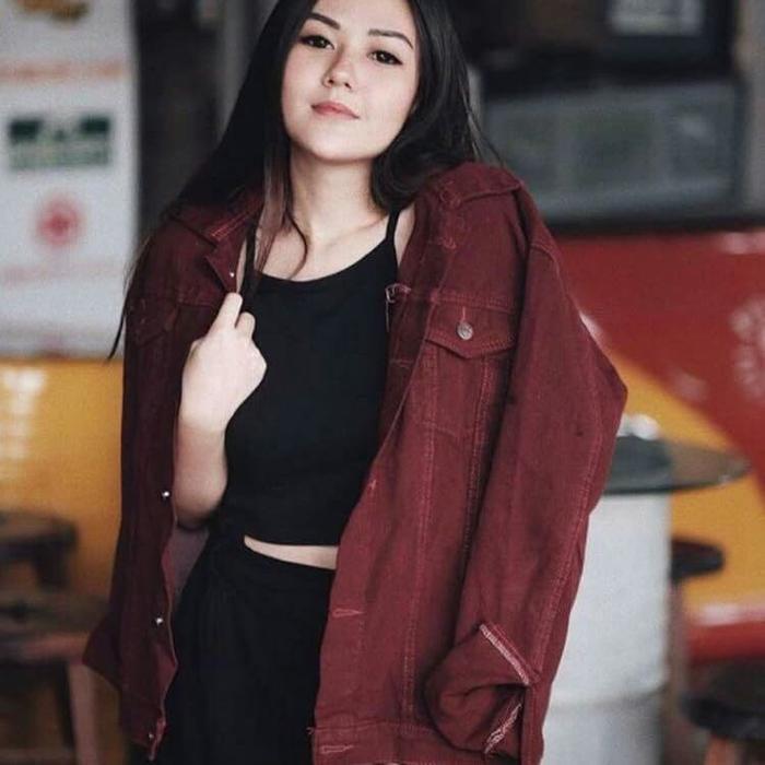 Jaket Jeans Perempuan Ukuran Besar