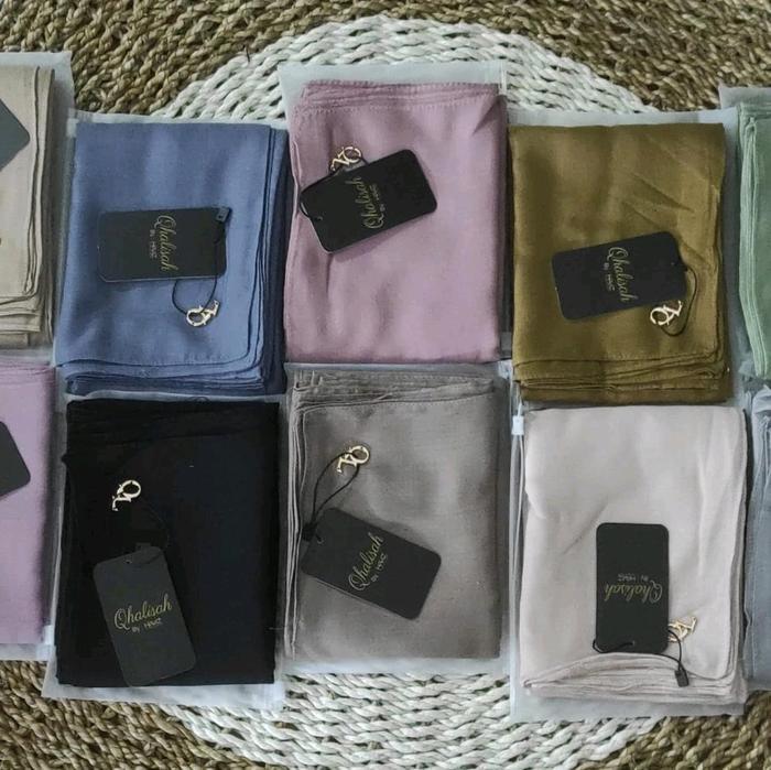 Hijabb Qhalisah Polos Bahan Voal
